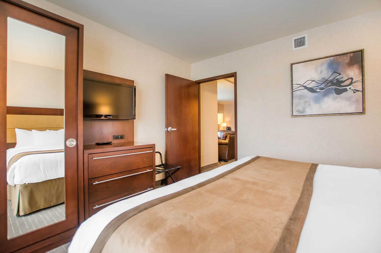 Quality Inn & Suites Val-d'Or Εξωτερικό φωτογραφία