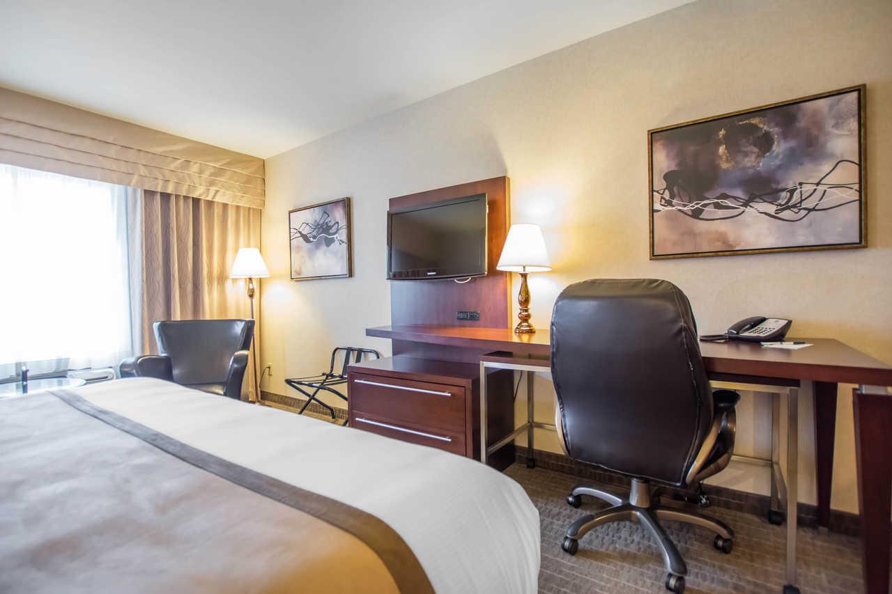Quality Inn & Suites Val-d'Or Εξωτερικό φωτογραφία