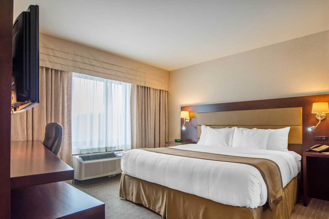 Quality Inn & Suites Val-d'Or Εξωτερικό φωτογραφία
