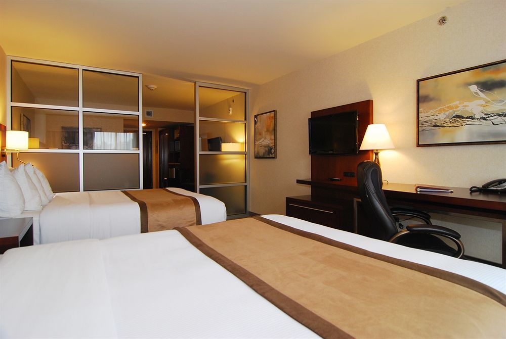 Quality Inn & Suites Val-d'Or Δωμάτιο φωτογραφία
